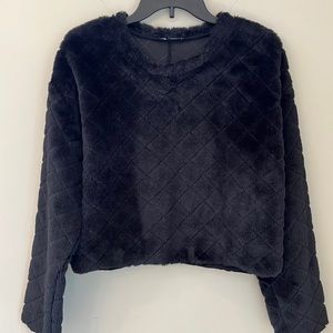 Zara women’s cropped sweater top size Medium black long sleeve pullover soft
